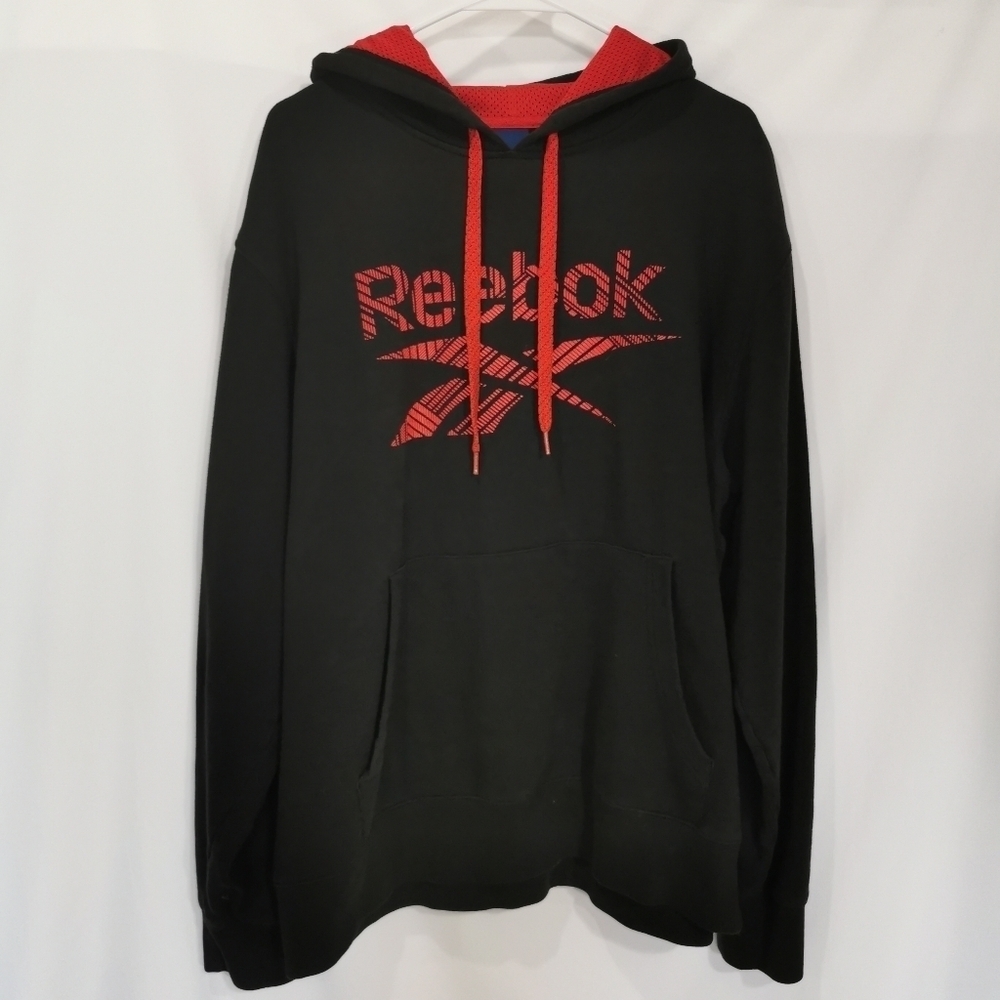Reebok Puffed Graphics Hoodie in Black and Red - Sz XL Open To Offers